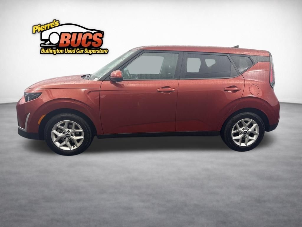 Used 2023 Kia Soul LX Hatchback