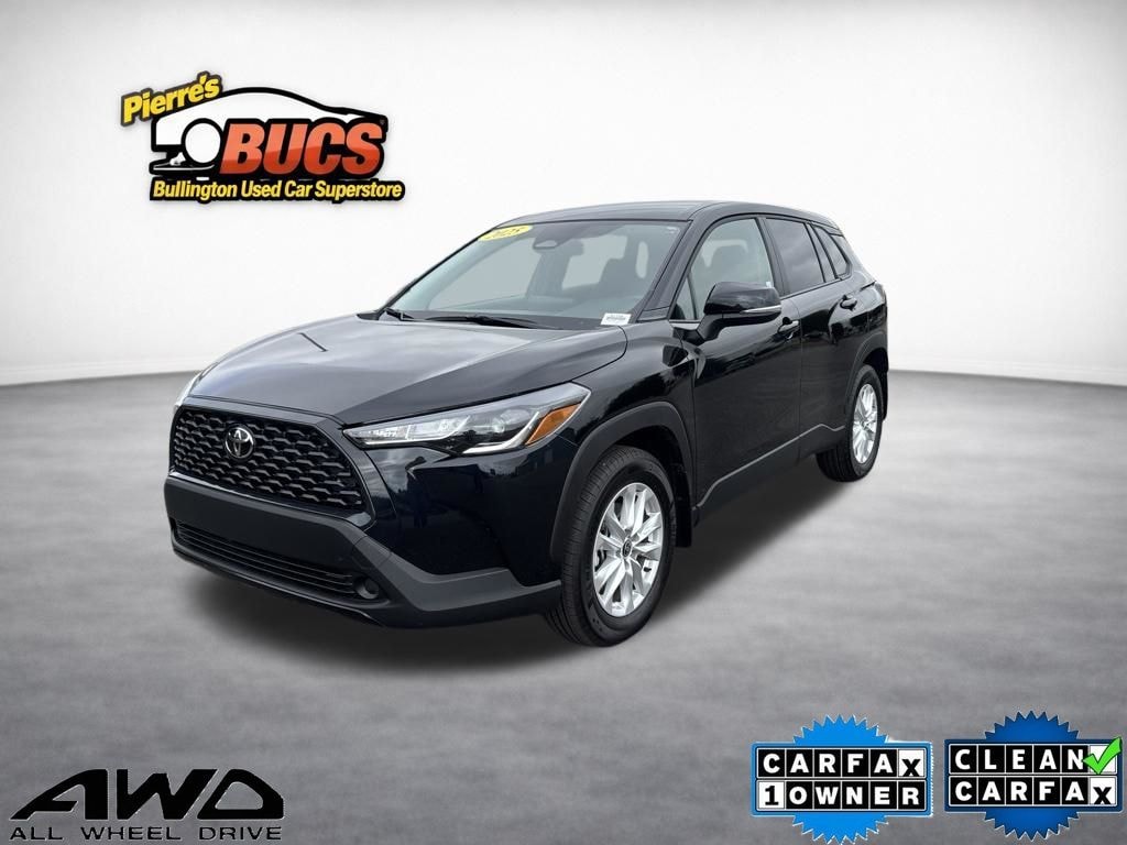 Used 2025 Toyota Corolla Cross LE SUV