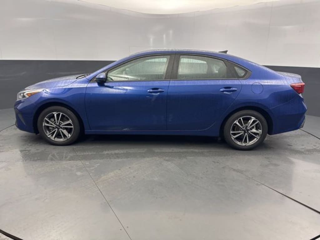 Used 2023 Kia Forte LXS Sedan