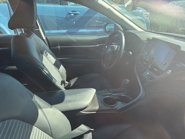 2024 Toyota Camry SE photo 4
