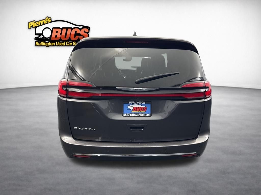 Used 2023 Chrysler Pacifica Touring L Minivan/Van