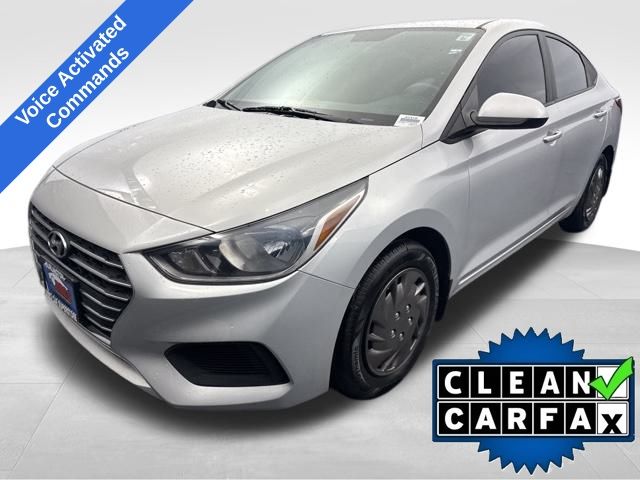 2020 Hyundai Accent SE's photo