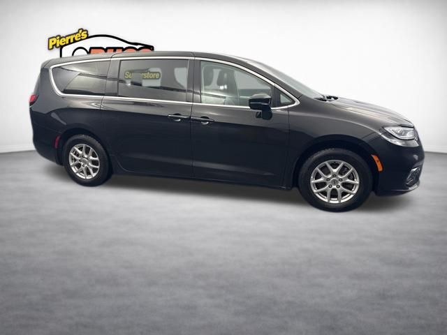 2024 Chrysler Pacifica Touring L - Photo 9