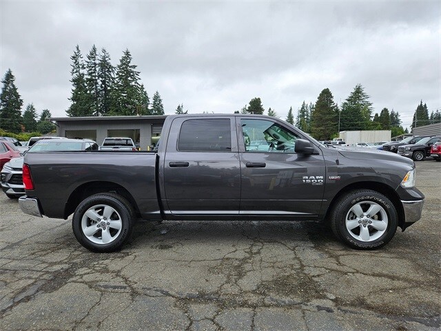 2022 Ram 1500 Classic Tradesman photo 2