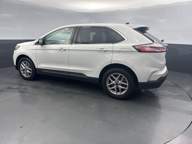 2024 Ford Edge SEL photo 3