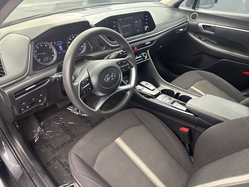 2023 Hyundai Sonata SE - Photo 8