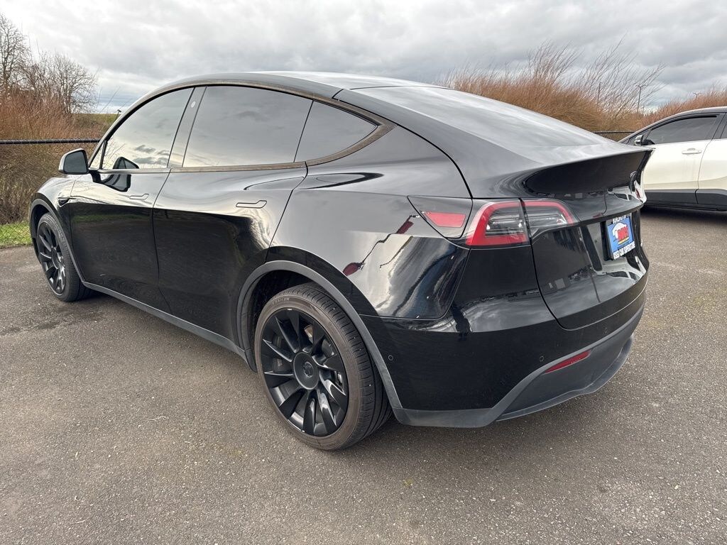 Used 2022 Tesla Model Y Long Range SUV