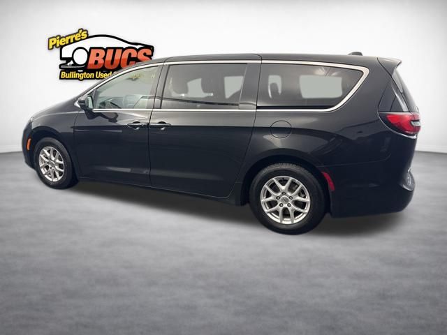 2024 Chrysler Pacifica Touring L - Photo 3