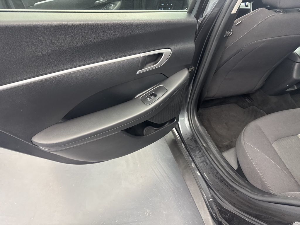 2023 Hyundai Sonata SE - Photo 35