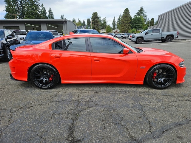 2016 Dodge Charger R/T Scat Pack photo 2