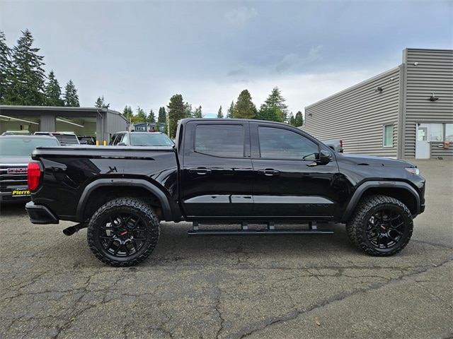 2023 Gmc Canyon Denali photo 2