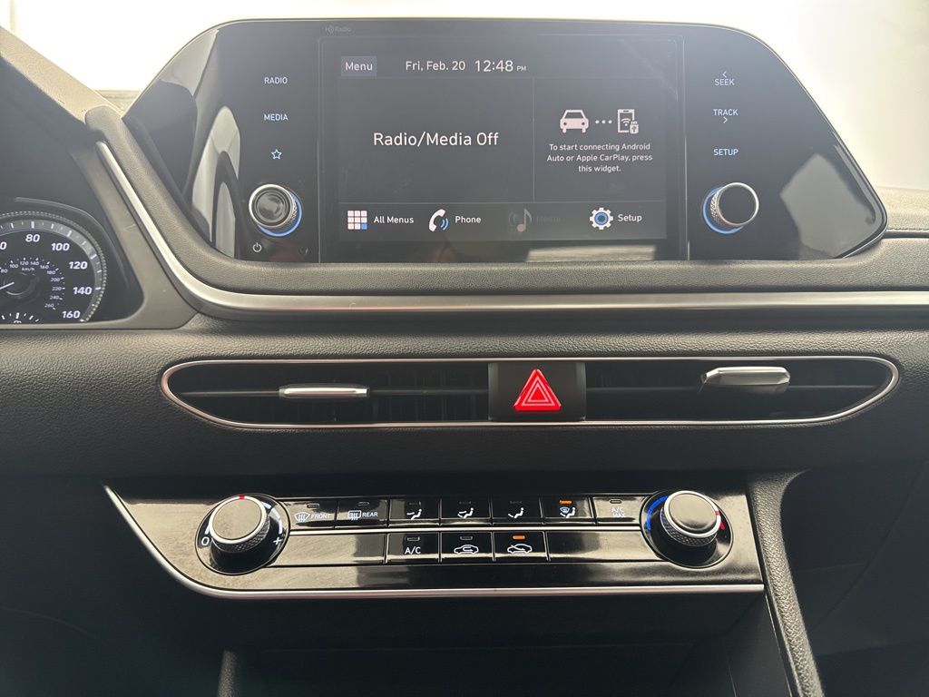 2023 Hyundai Sonata SE - Photo 17