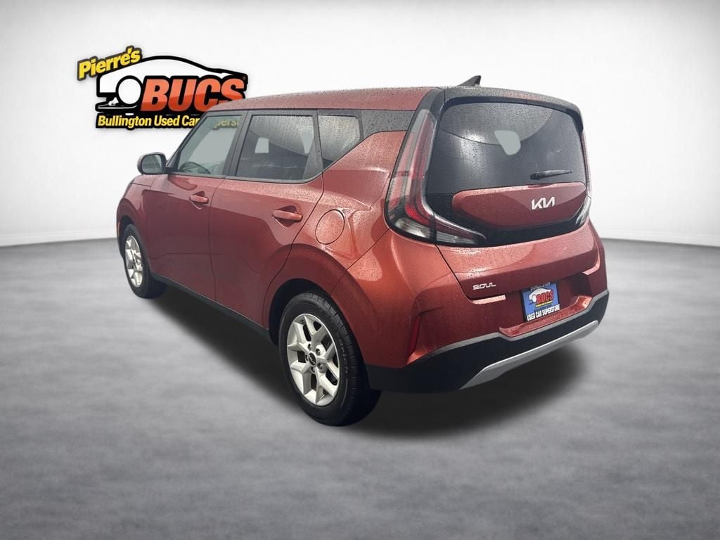 Used 2023 Kia Soul LX Hatchback