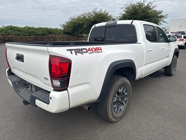 2019 Toyota Tacoma TRD Off-Road V6 photo 3