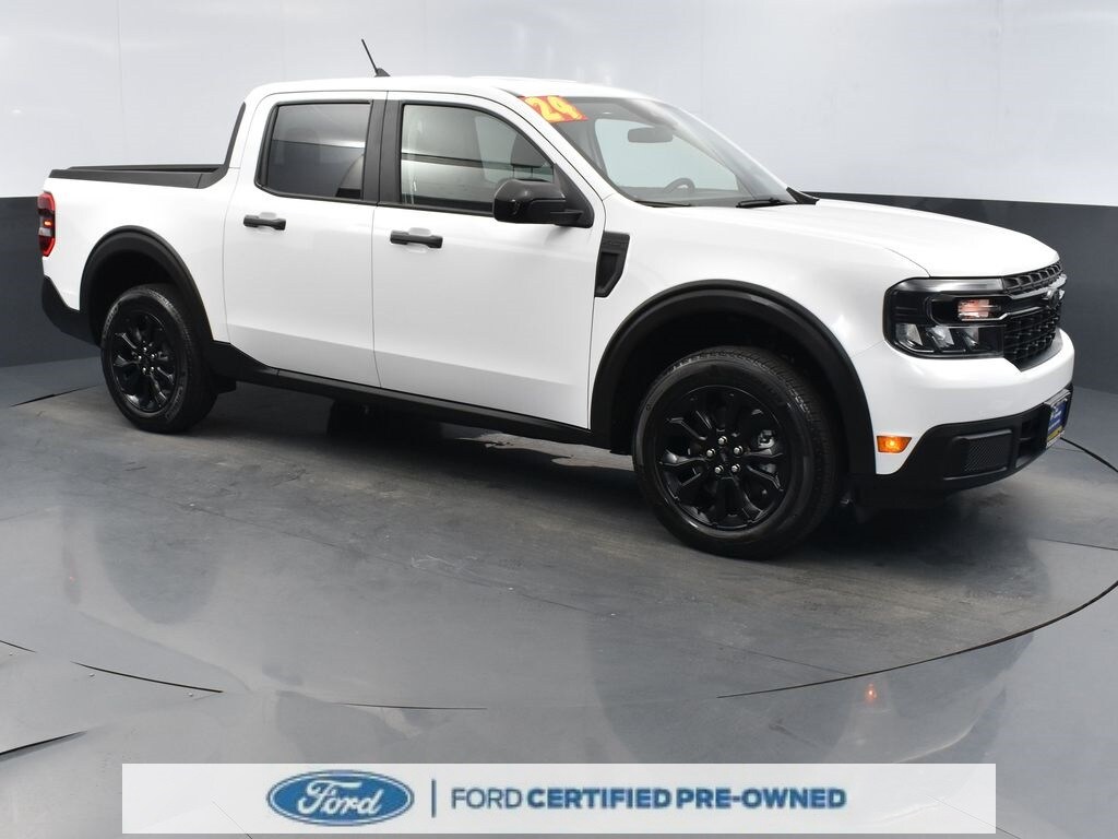 2024 Ford Maverick XLT photo 2