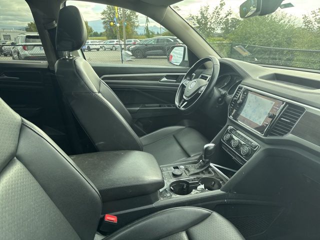 2018 Volkswagen Atlas SEL photo 4
