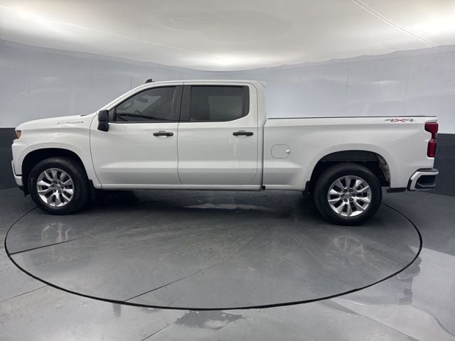 2021 Chevrolet Silverado 1500 Custom photo 3
