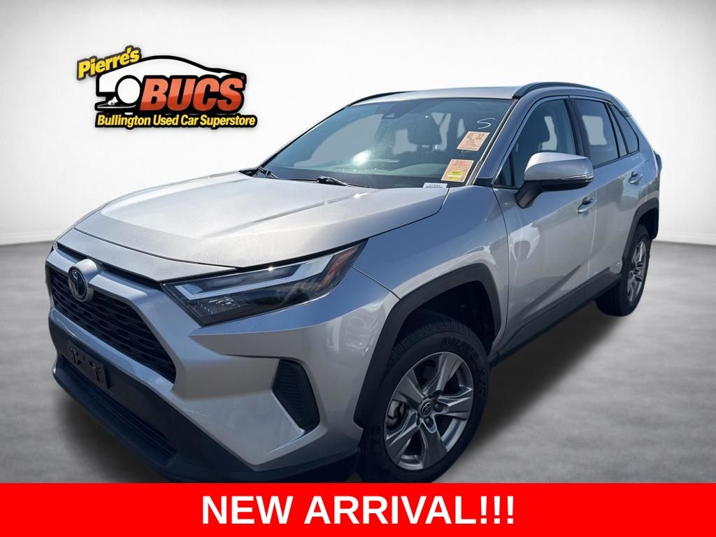 2022 Toyota RAV4's photo