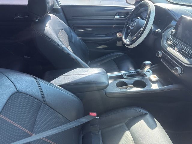 2019 Nissan Altima 2.5 SR photo 4