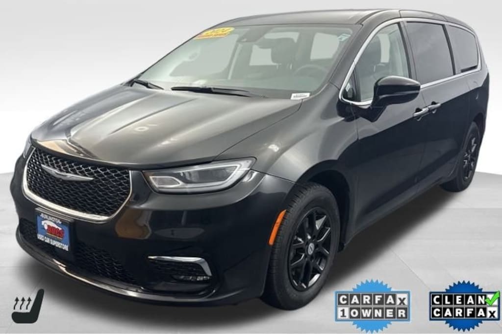 Used 2024 Chrysler Pacifica Touring L Minivan/Van