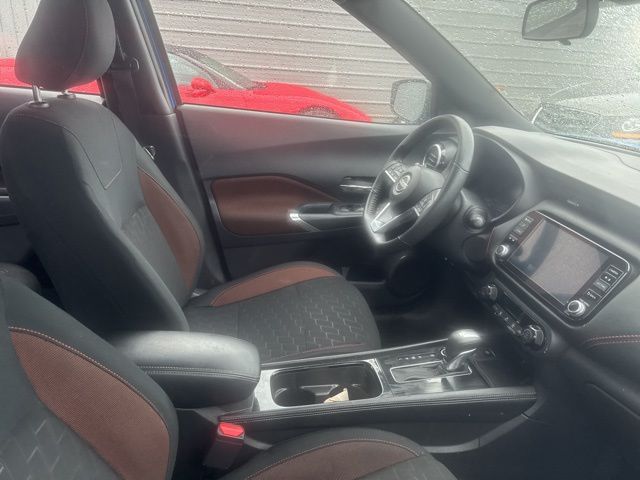 2024 Nissan Kicks SR photo 4