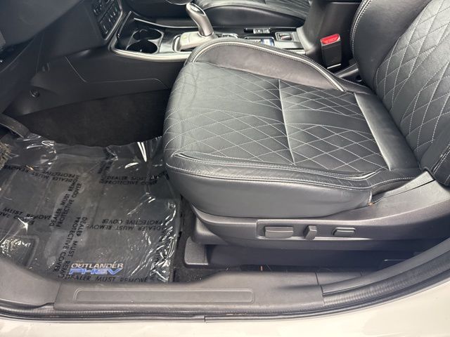 2021 Mitsubishi Outlander GT - Photo 37