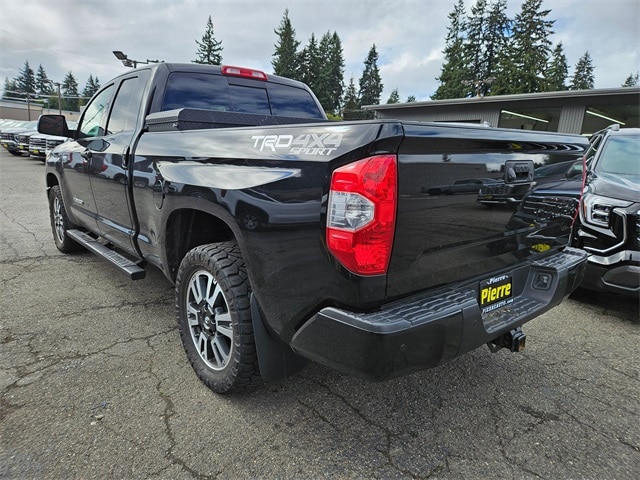 2018 Toyota Tundra SR5 photo 2