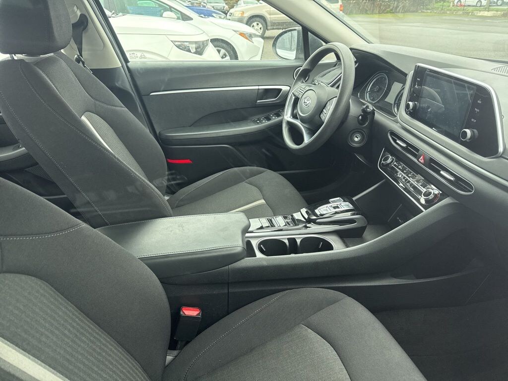 Used 2023 Hyundai Sonata SE Sedan