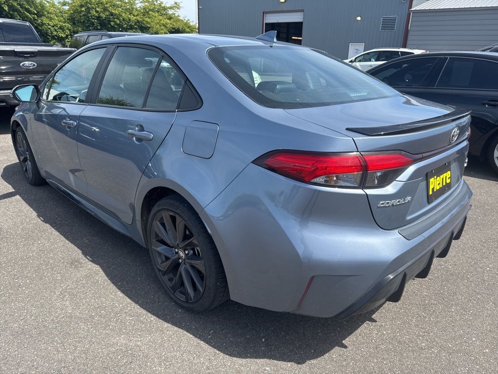 2023 Toyota Corolla XSE photo 2