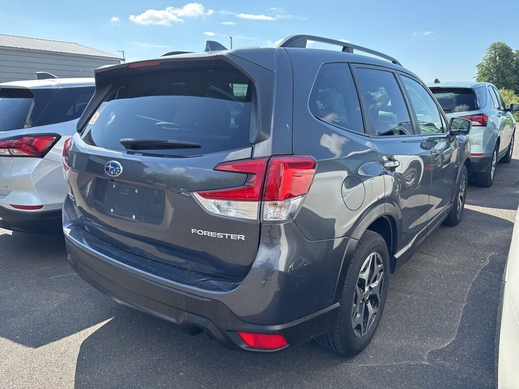 Used 2021 Subaru Forester Premium SUV