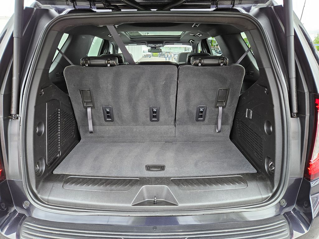 2023 GMC Yukon SLT - Photo 12