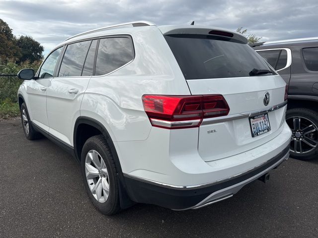 2018 Volkswagen Atlas SEL photo 2