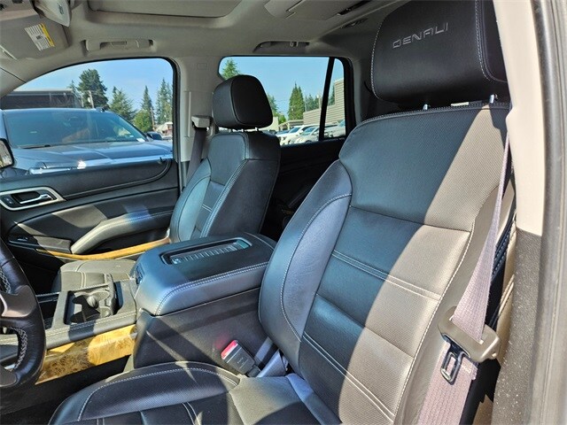 2017 Gmc Yukon Denali photo 4