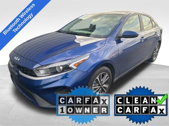 2023 Kia Forte LXS's photo