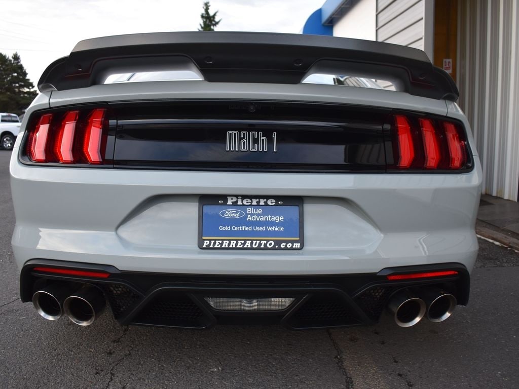 2022 Ford Mustang Mach 1 photo 6