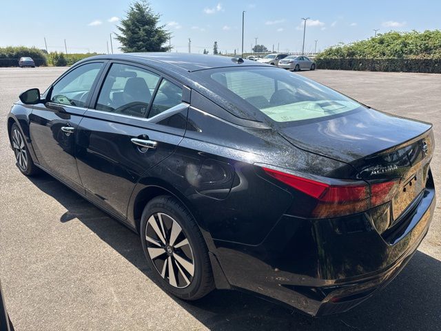 2019 Nissan Altima 2.5 S photo 2
