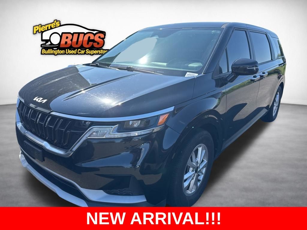 2023 Kia Sedona LX Seat Pkg's photo