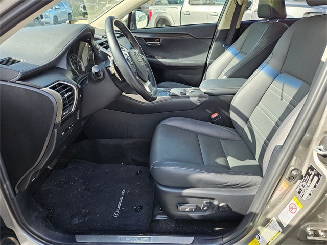 2019 Lexus NX 300 F SPORT photo 4