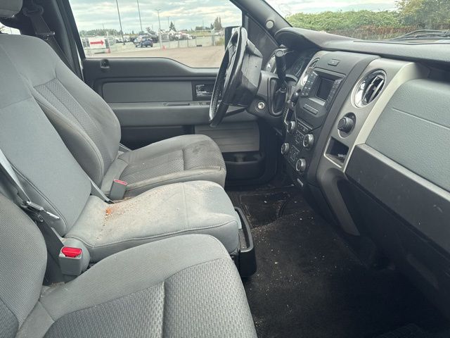 2013 Ford F-150 XLT photo 4
