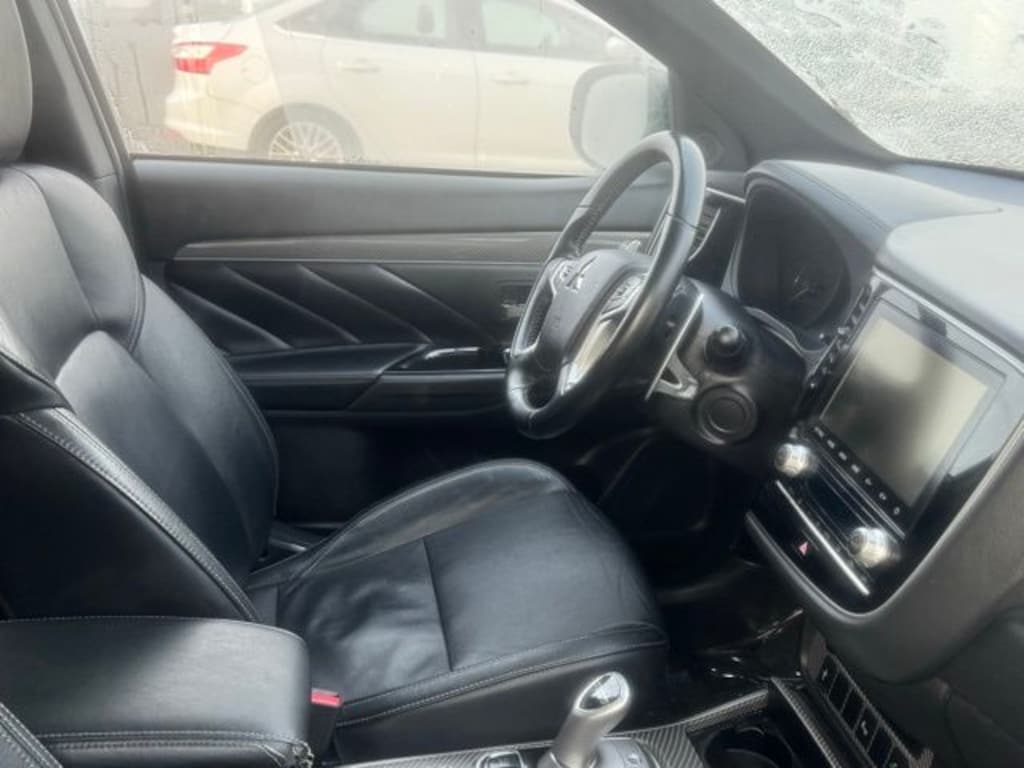 Used 2020 Mitsubishi Outlander Phev SEL SUV