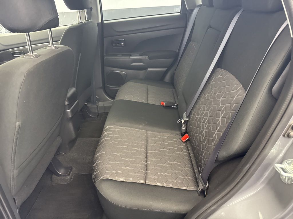 2024 Mitsubishi Outlander Sport ES - Photo 14