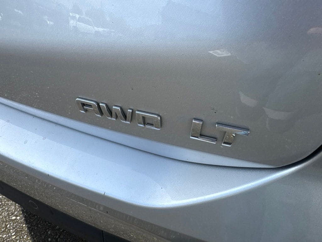 Used 2020 Chevrolet Equinox LT SUV