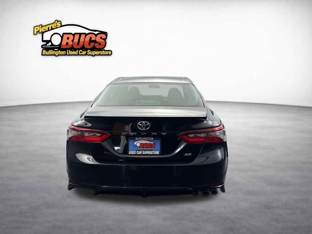 Used 2022 Toyota Camry SE Sedan
