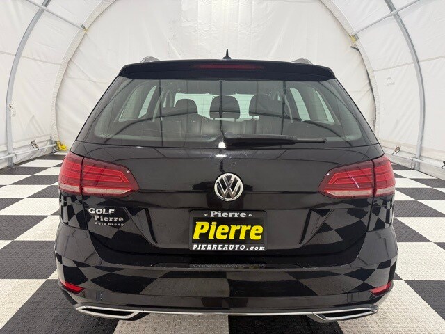 2019 Volkswagen Golf SportWagen S photo 3