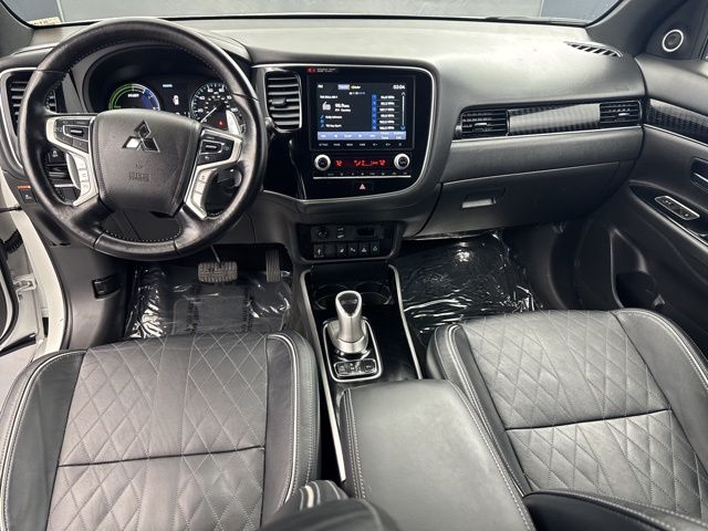 2021 Mitsubishi Outlander GT - Photo 16