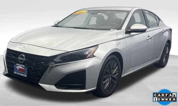 2023 Nissan Altima SV