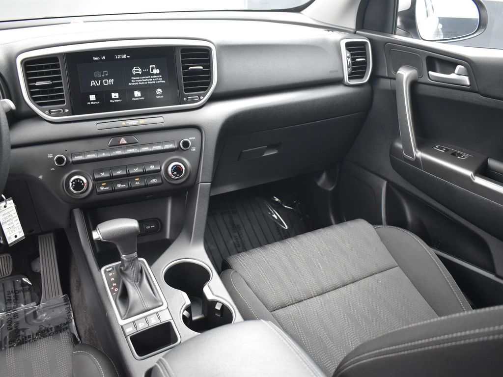 2022 Kia Sportage LX photo 5