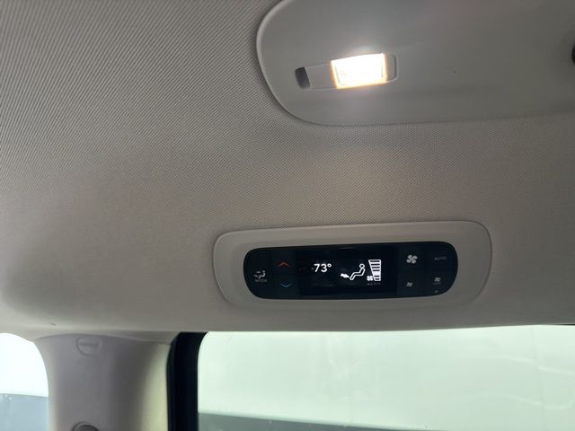 2024 Chrysler Pacifica Touring L - Photo 39