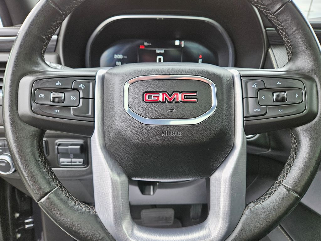 2023 GMC Yukon SLT - Photo 27
