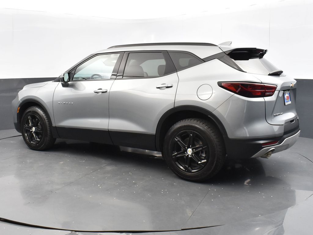 2023 Chevrolet Blazer 3LT photo 2